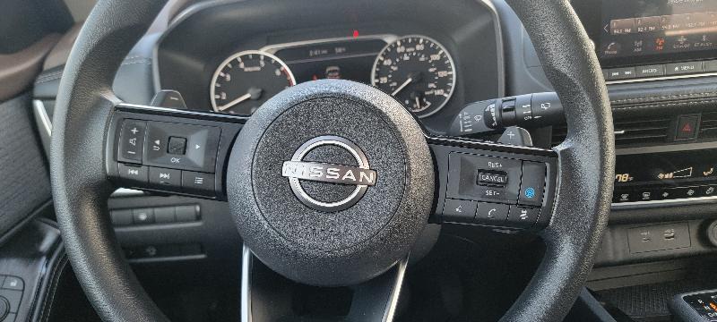 Nissan Pathfinder SV 4WD 2025