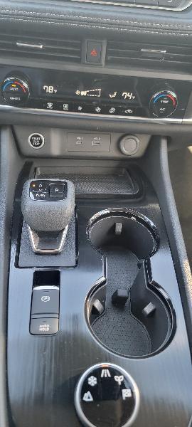 Nissan Pathfinder SV 4WD 2025