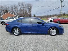 2025 Toyota Camry Hybrid 