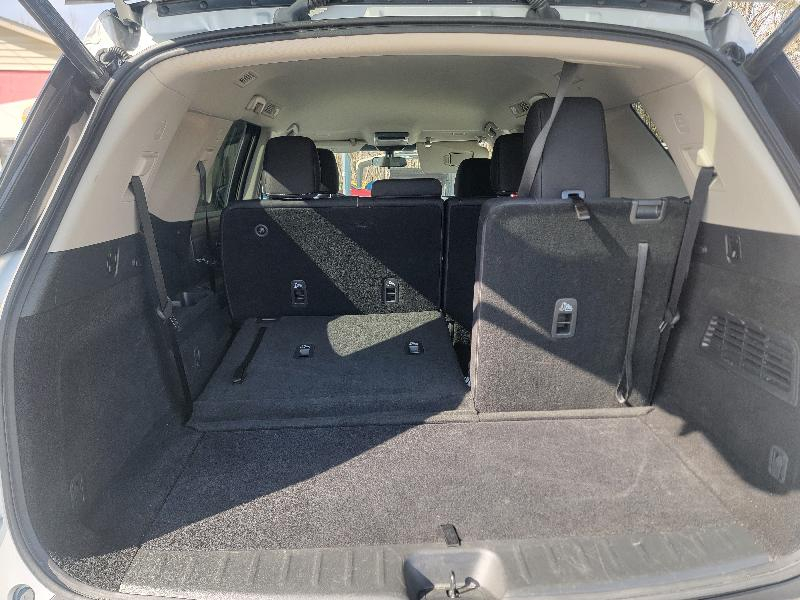 Nissan Pathfinder SV 4WD 2025