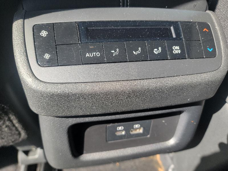 Nissan Pathfinder SV 4WD 2025