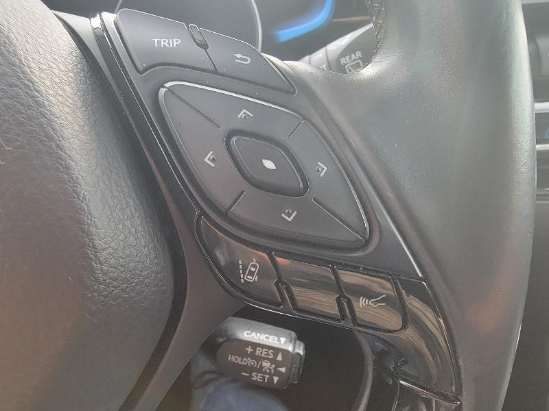 Toyota C-HR XLE 2019