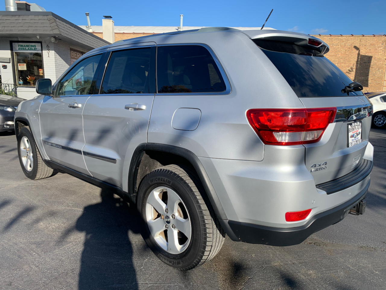 Jeep Grand Cherokee Laredo 4WD 2012 Jeep Grand Cherokee Laredo 4WD 2012