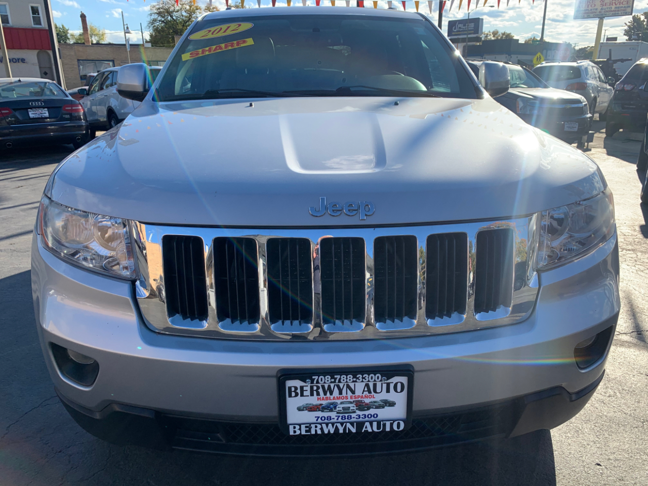 Jeep Grand Cherokee Laredo 4WD 2012 Jeep Grand Cherokee Laredo 4WD 2012
