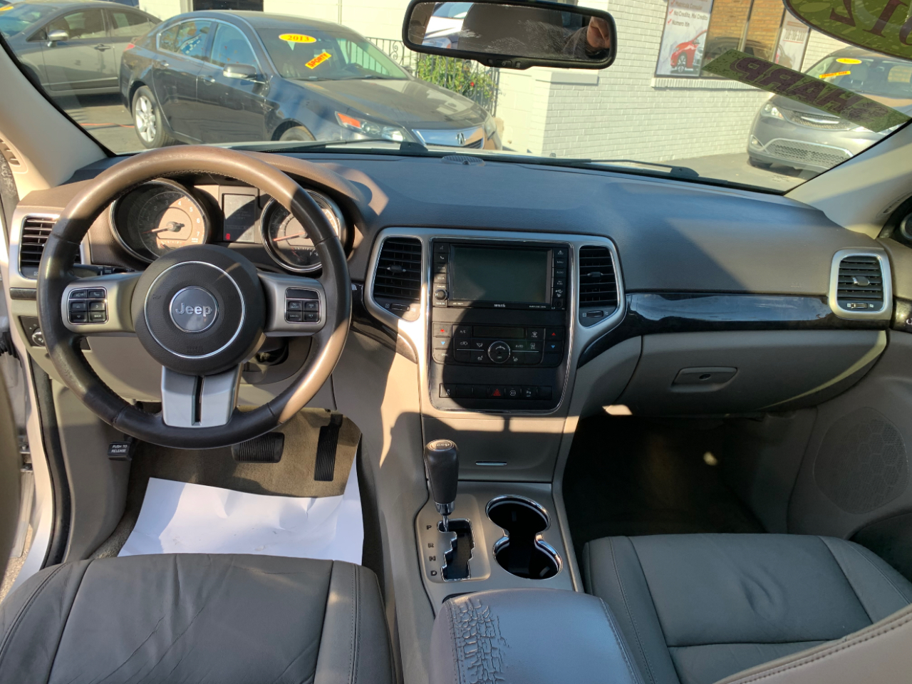 Jeep Grand Cherokee Laredo 4WD 2012 Jeep Grand Cherokee Laredo 4WD 2012