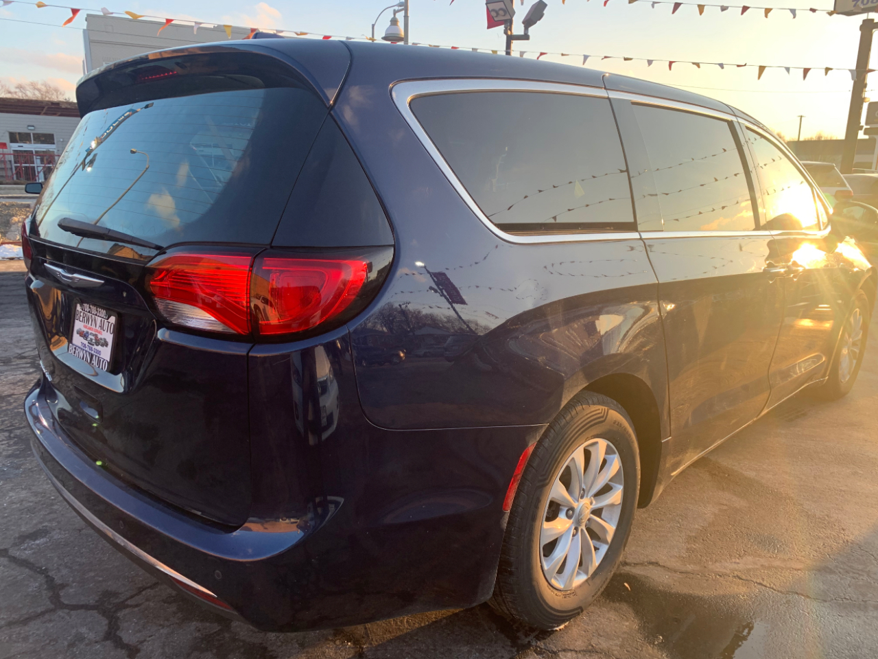 Chrysler Pacifica Touring Plus 2018