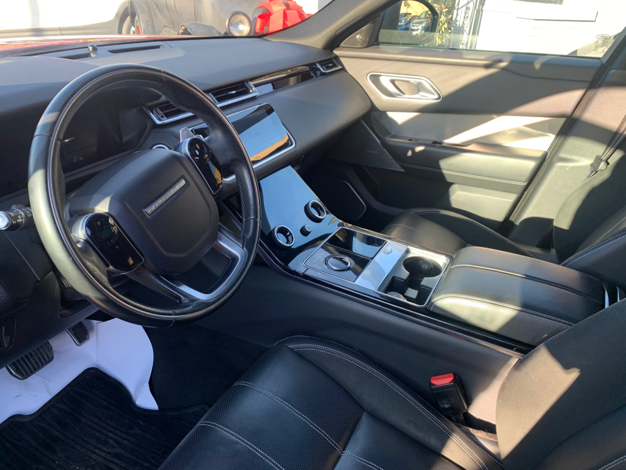 Land Rover Range Rover Velar R-Dynamic SE 2018
