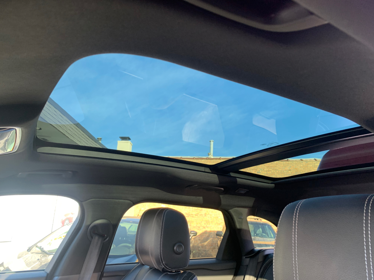 Land Rover Range Rover Velar R-Dynamic SE 2018