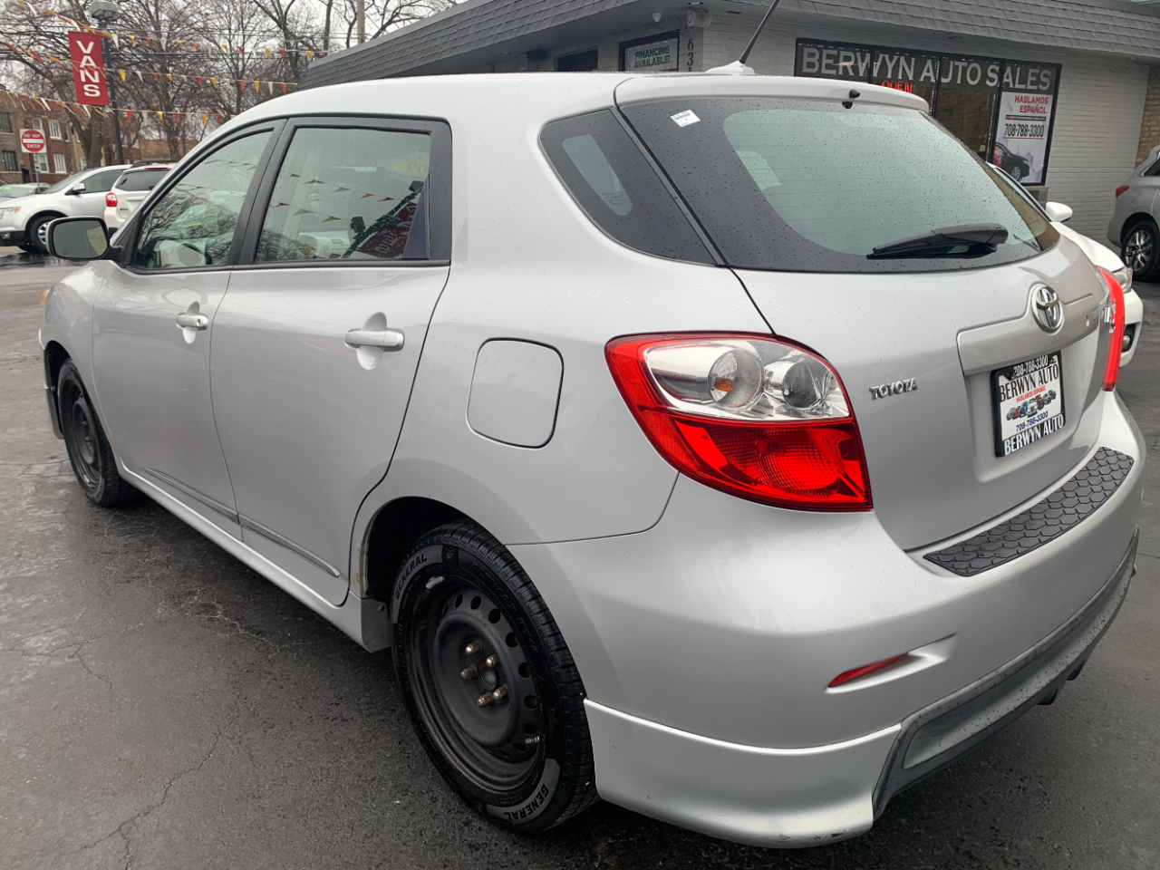 Toyota Matrix S 5-Speed AT 2009