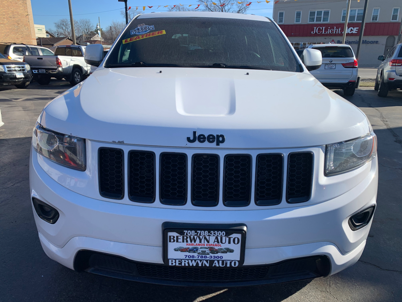 Jeep Grand Cherokee Laredo 4WD 2015