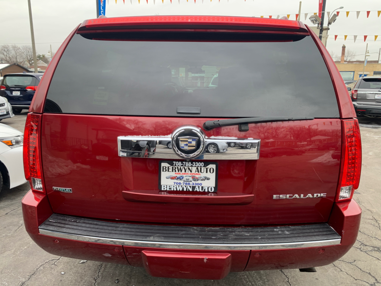 Cadillac Escalade ESV AWD Premium 2011