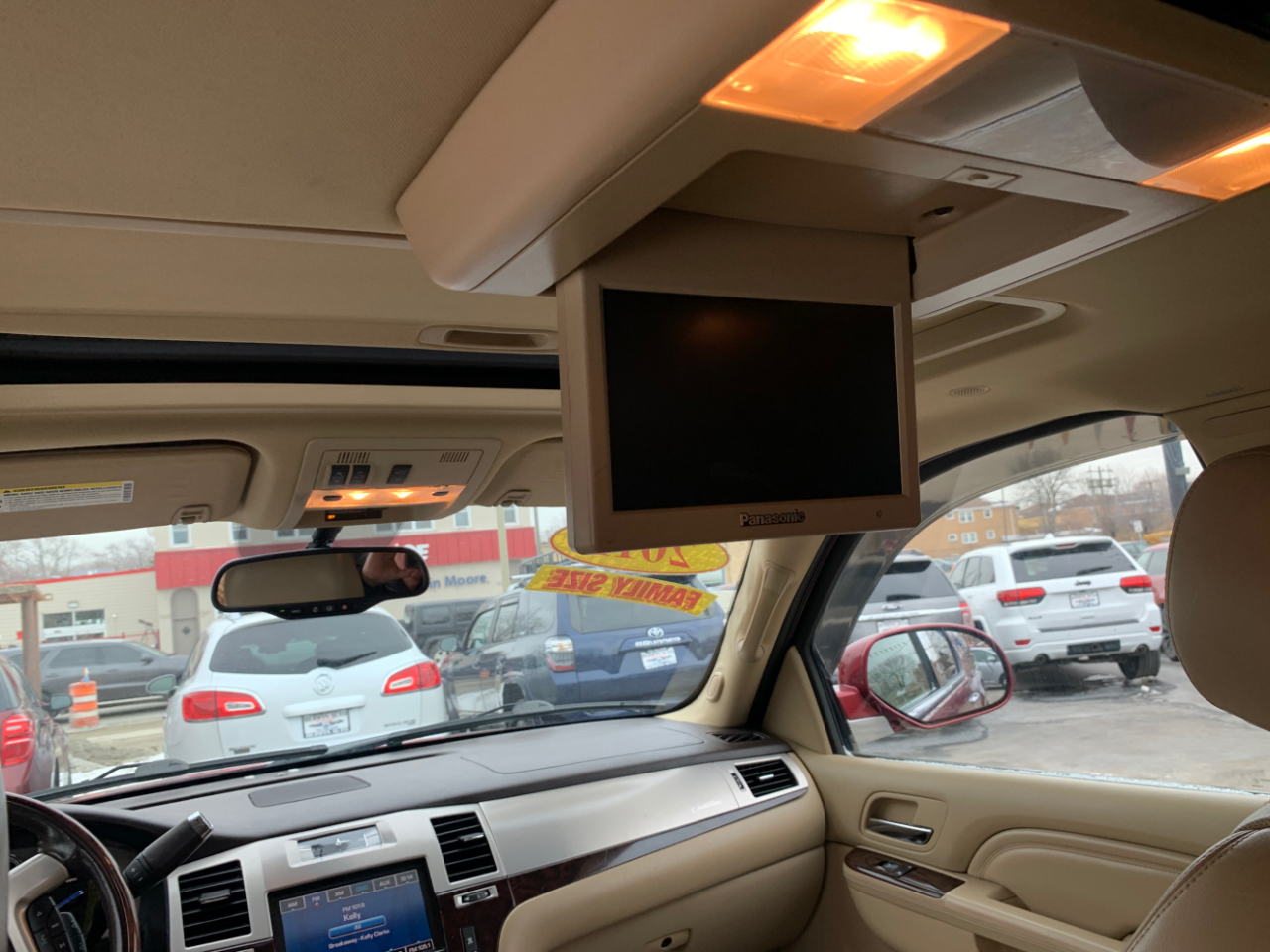 Cadillac Escalade ESV AWD Premium 2011