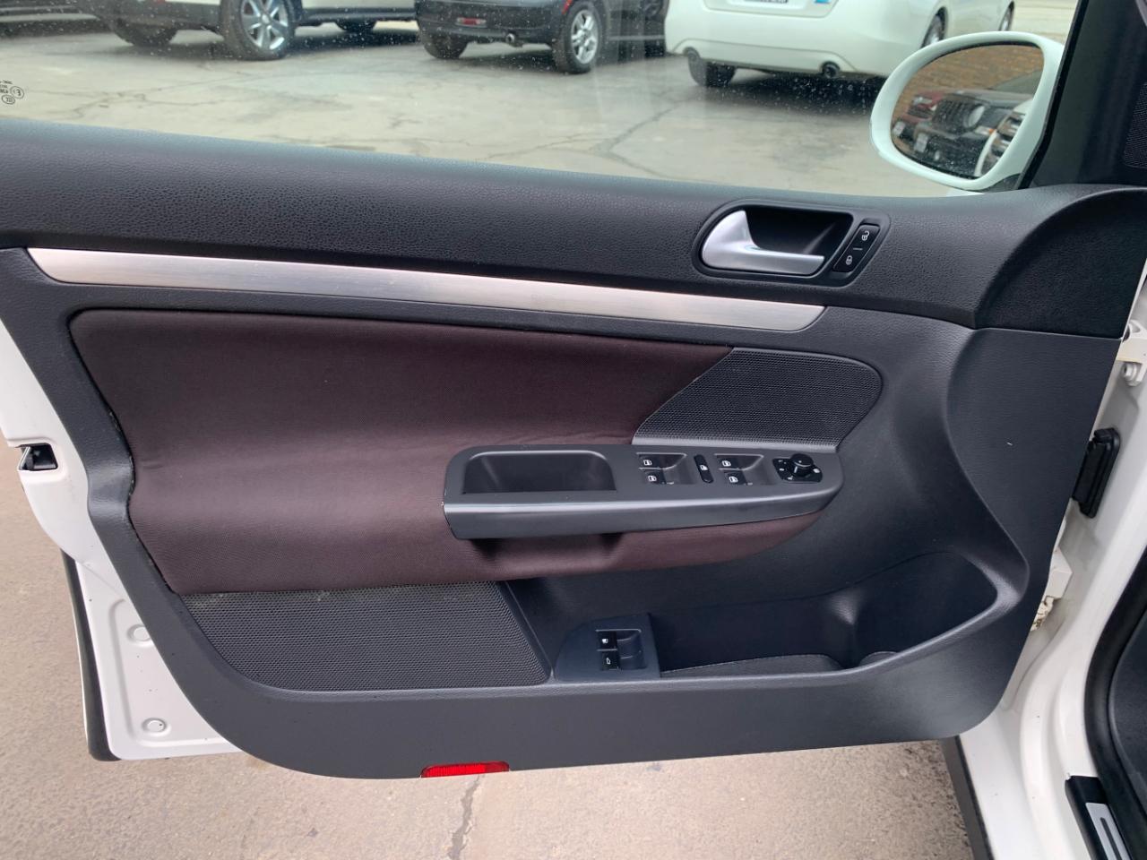 Volkswagen GTI 2.0T Sedan 2008