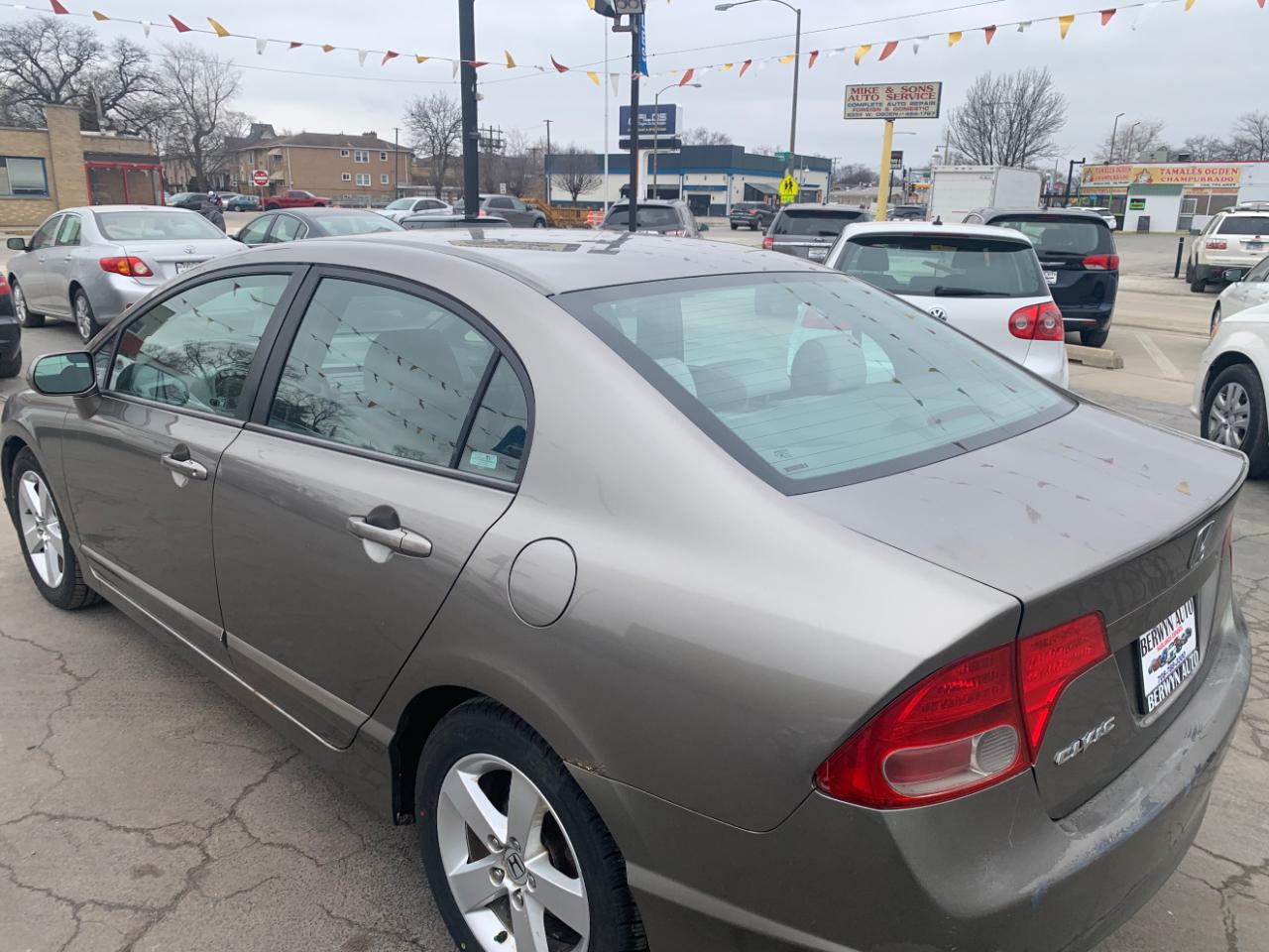 Honda Civic EX Sedan AT with Navigation 2006