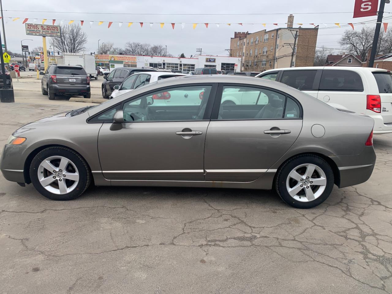 Honda Civic EX Sedan AT with Navigation 2006