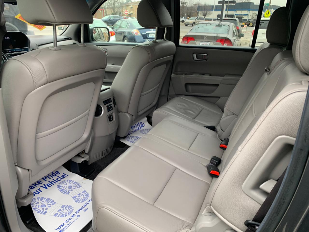 Honda Pilot EX-L 4WD 5-Spd AT 2012