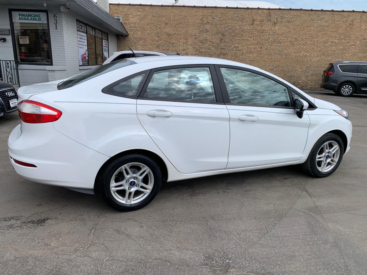 Ford Fiesta SE Sedan 2017