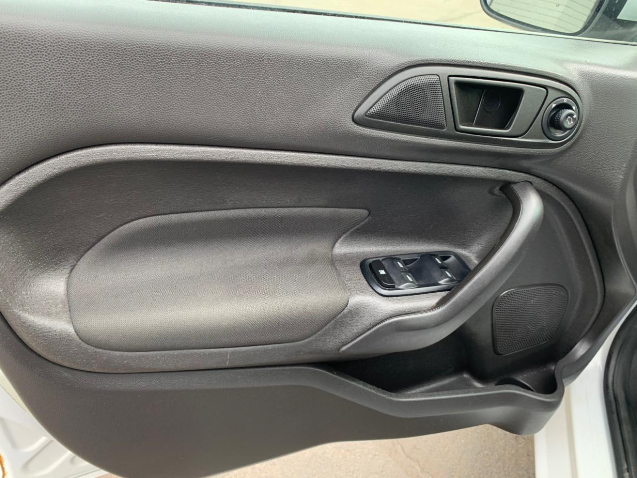 Ford Fiesta SE Sedan 2017