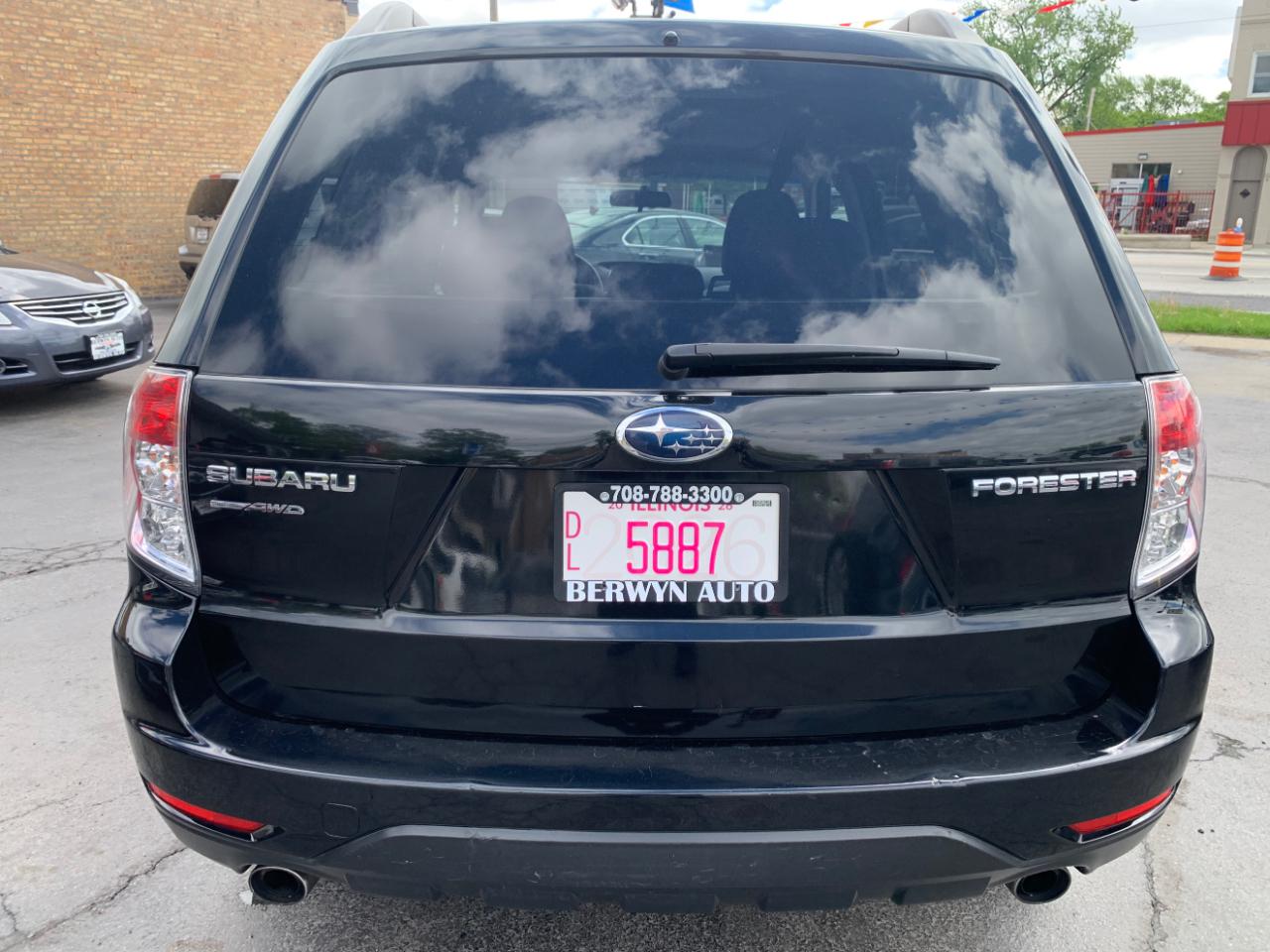 Subaru Forester 2.5X Premium 2010