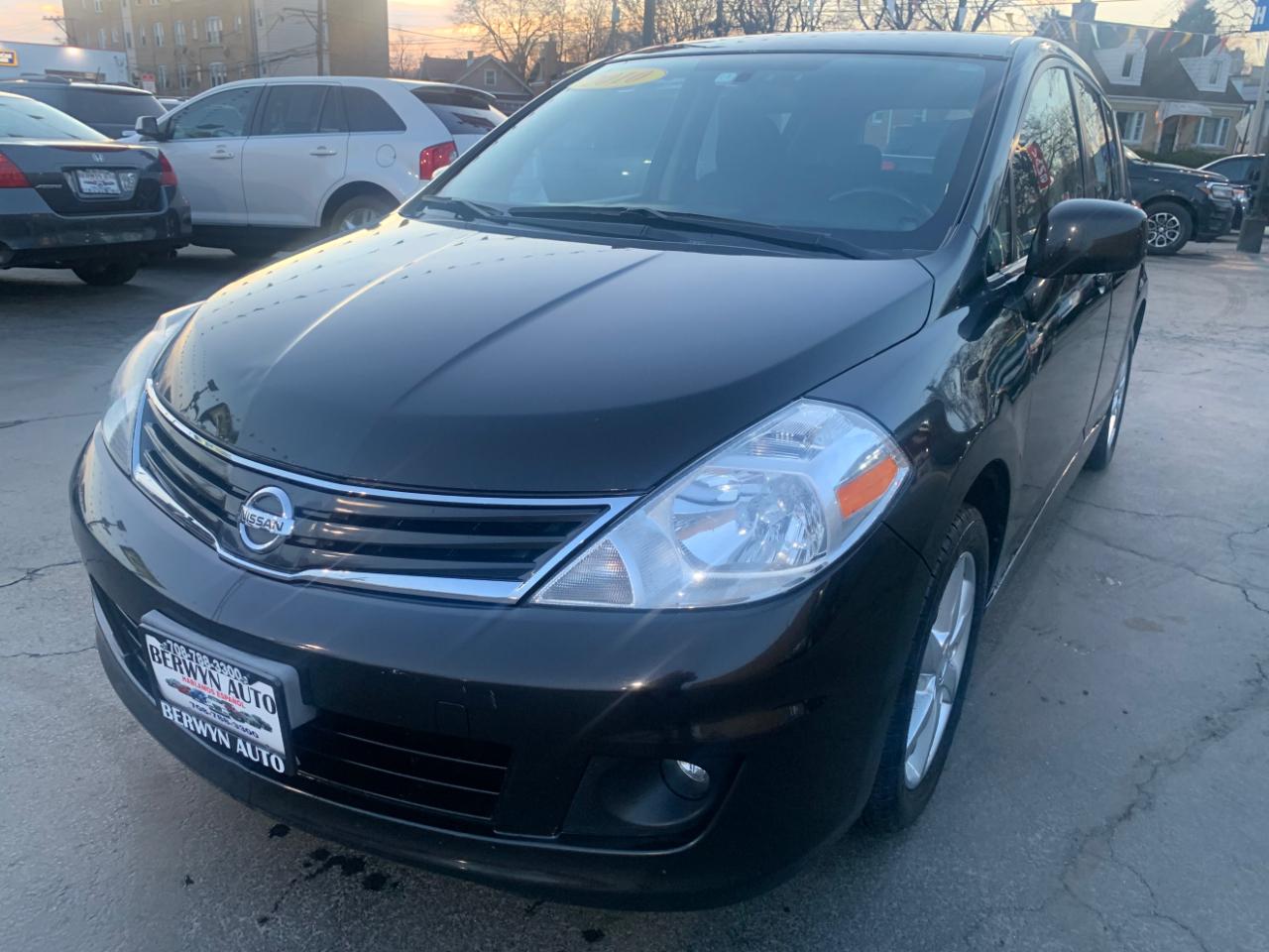 Nissan Versa 1.8 S Hatchback 2010