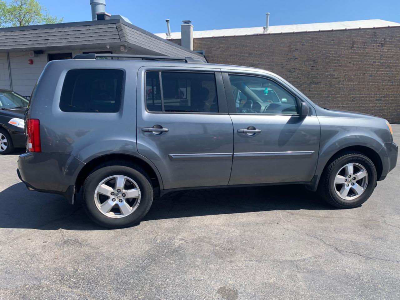 Honda Pilot EX-L 4WD 5-Spd AT 2011