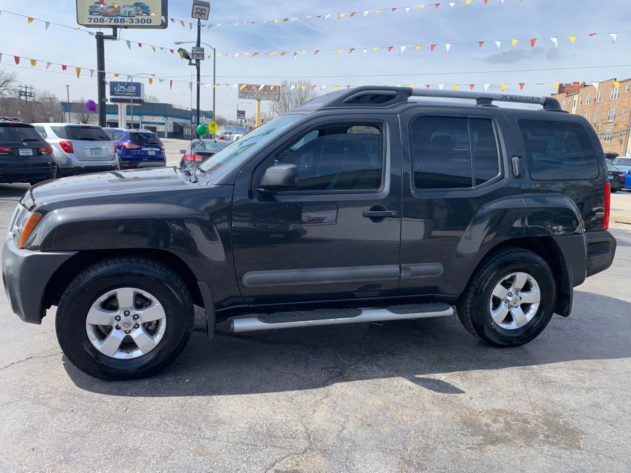 View vehicle photo 3