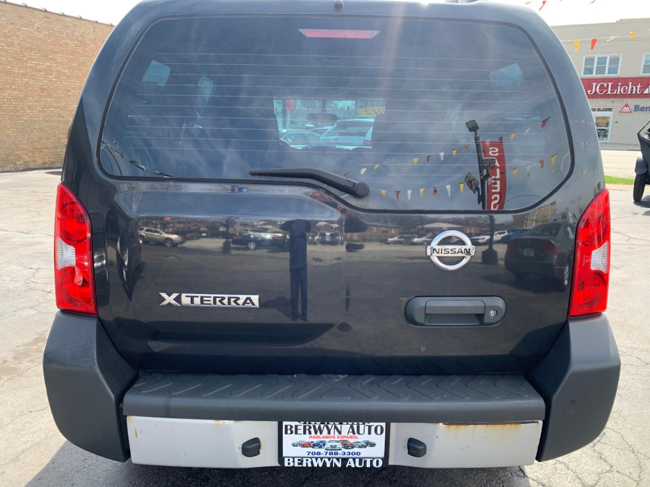 Nissan Xterra X 4WD 2012
