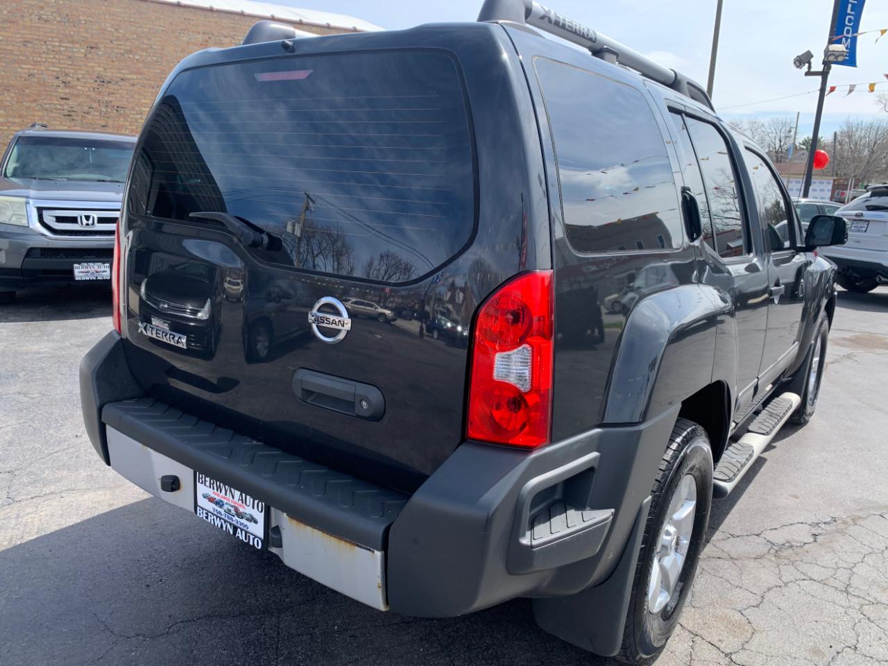 Nissan Xterra X 4WD 2012