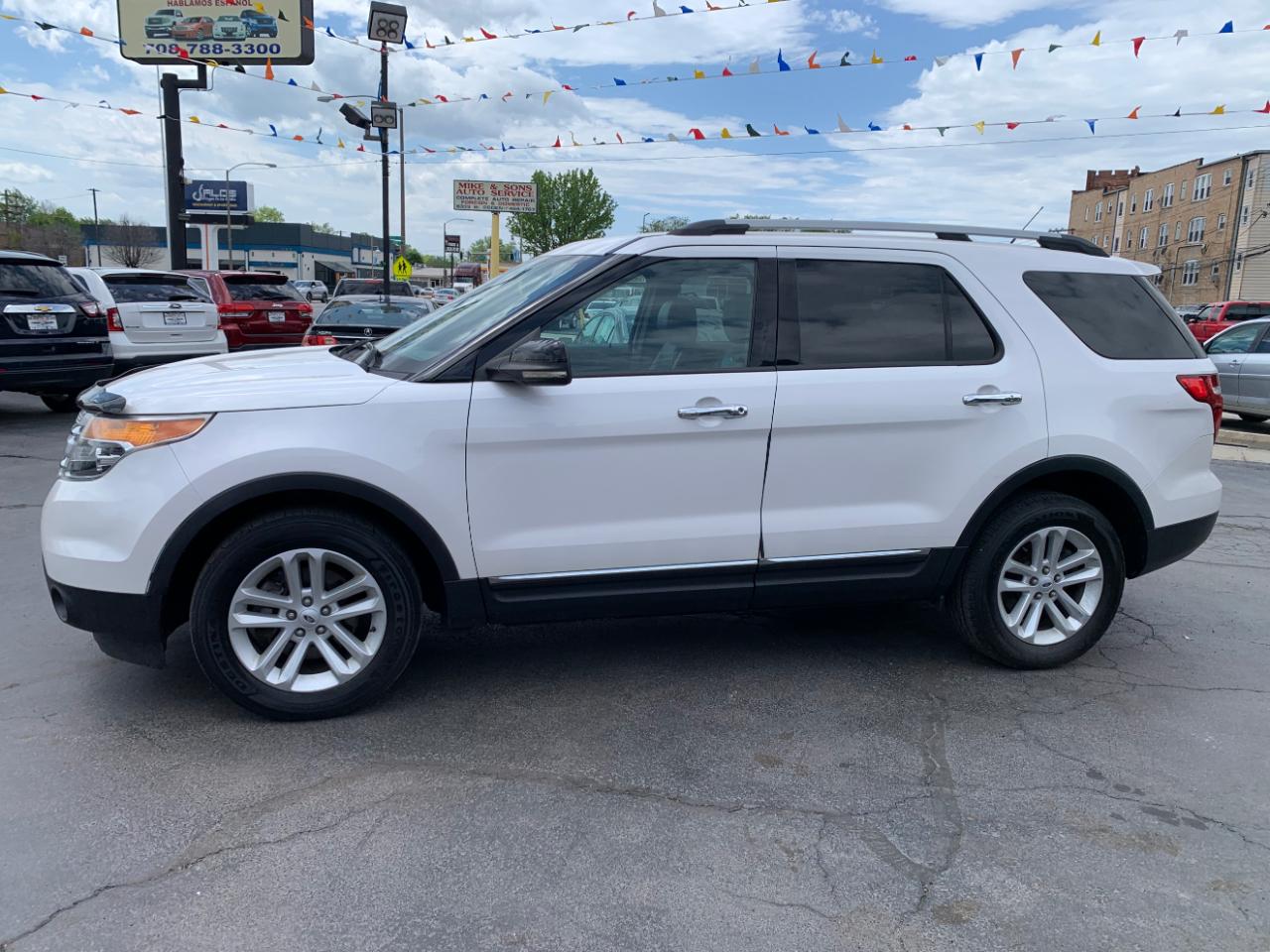 Ford Explorer XLT FWD 2012