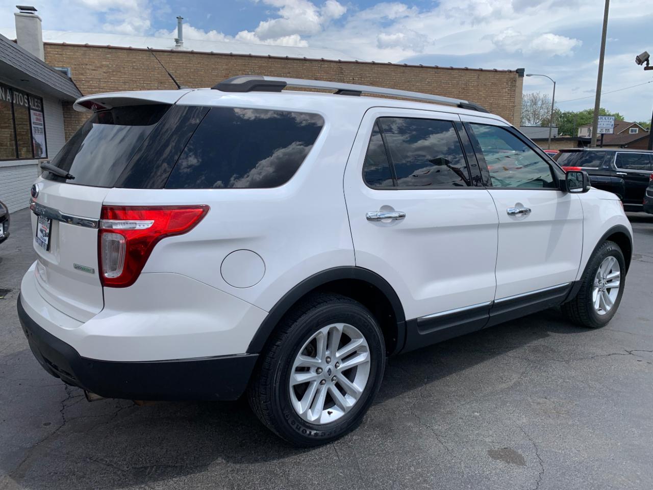 Ford Explorer XLT FWD 2012