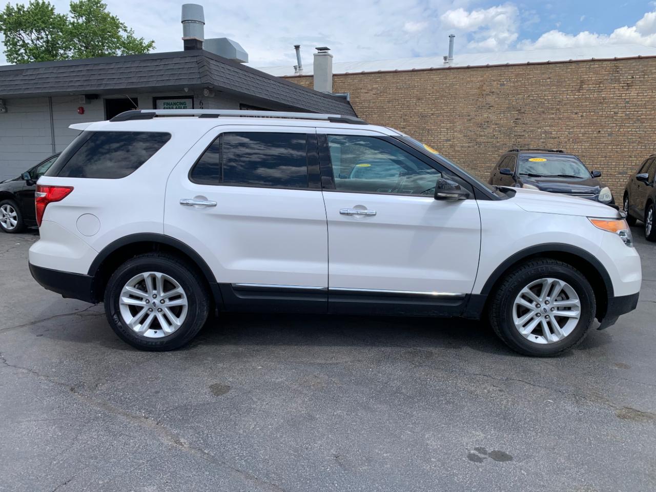 Ford Explorer XLT FWD 2012