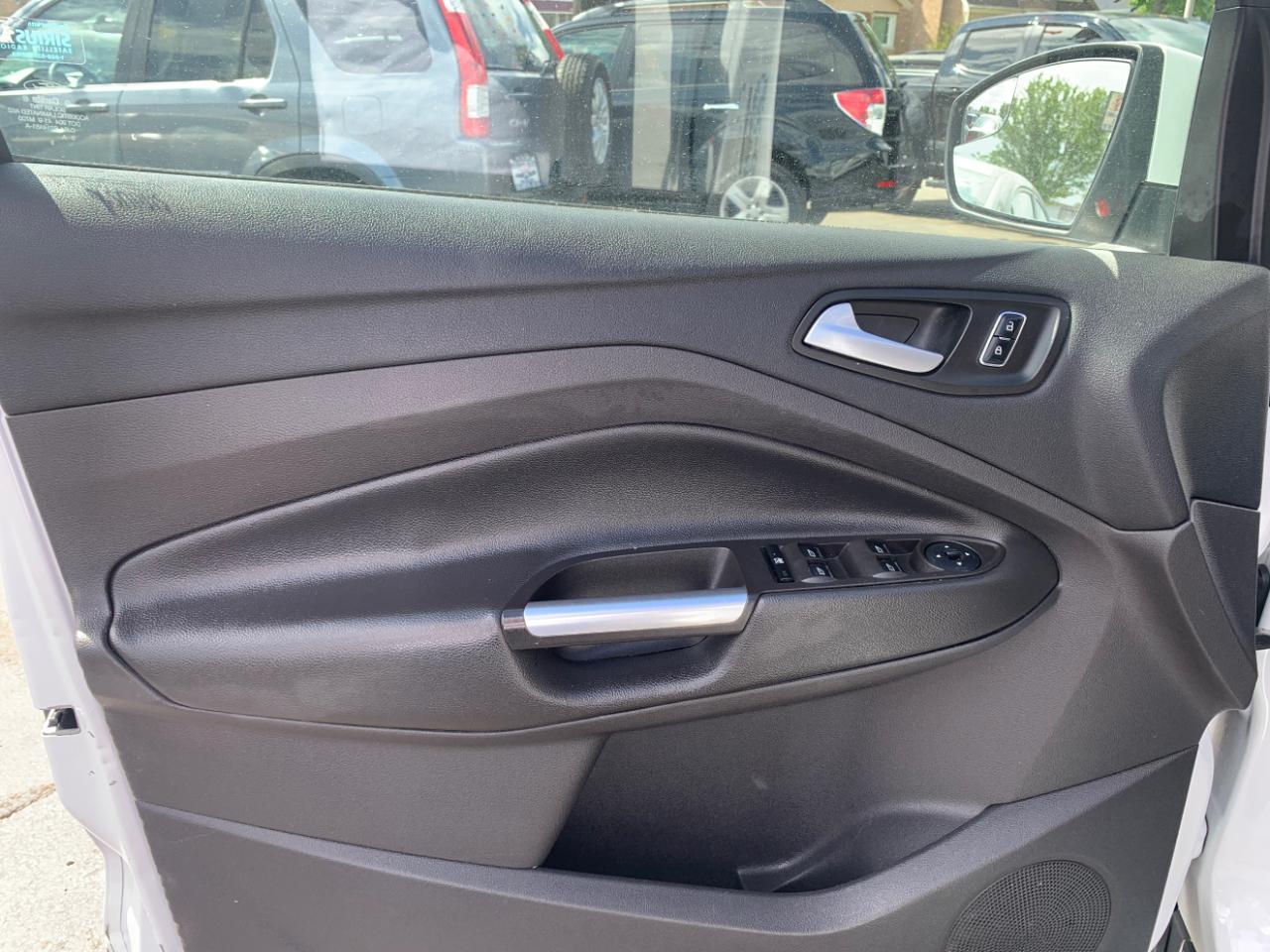 Ford Escape SE FWD 2016