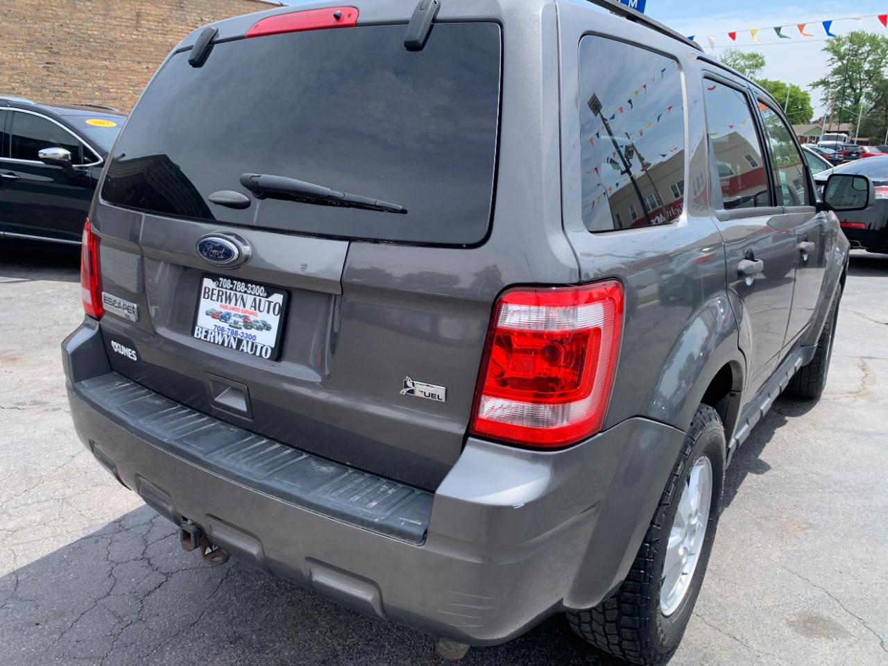 Ford Escape XLT 4WD 2012