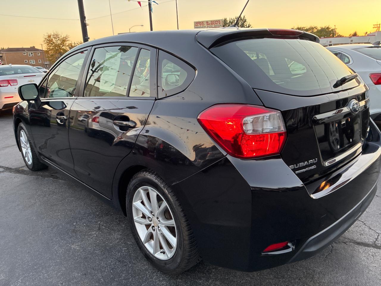 Subaru Impreza 2.0i Premium 5-Door w/All Weather Package 2014
