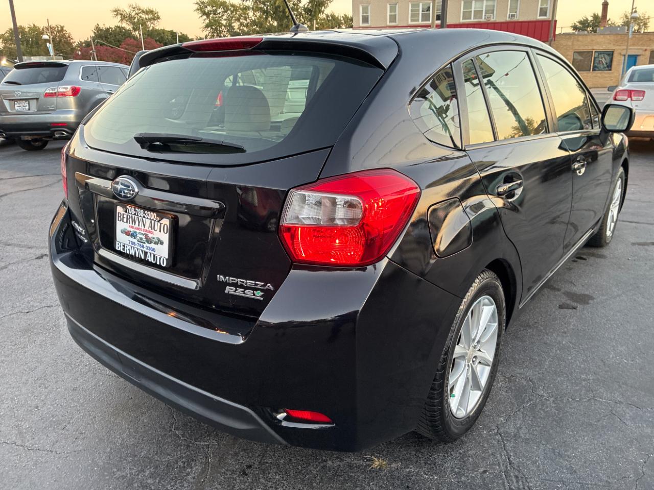 Subaru Impreza 2.0i Premium 5-Door w/All Weather Package 2014