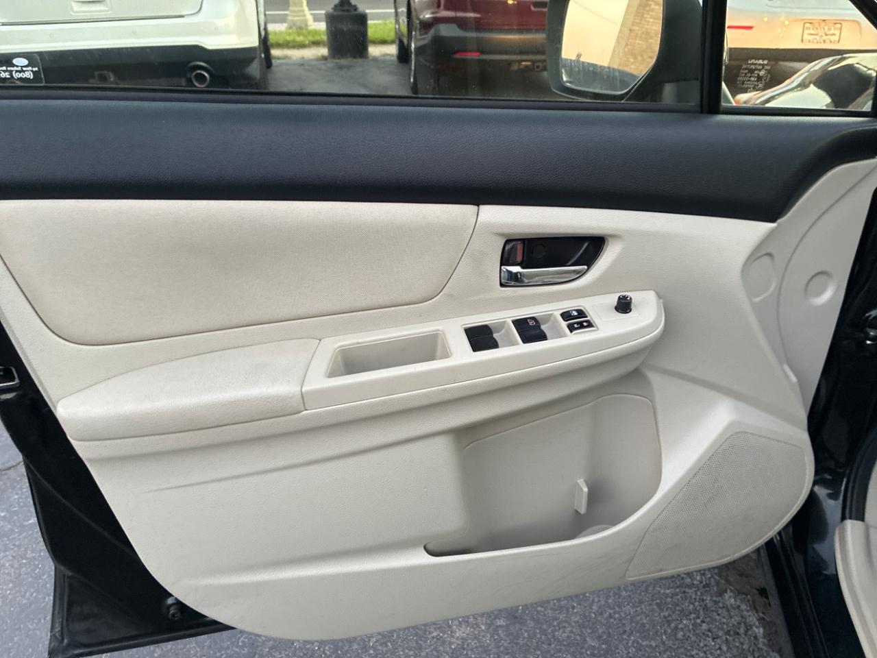 Subaru Impreza 2.0i Premium 5-Door w/All Weather Package 2014