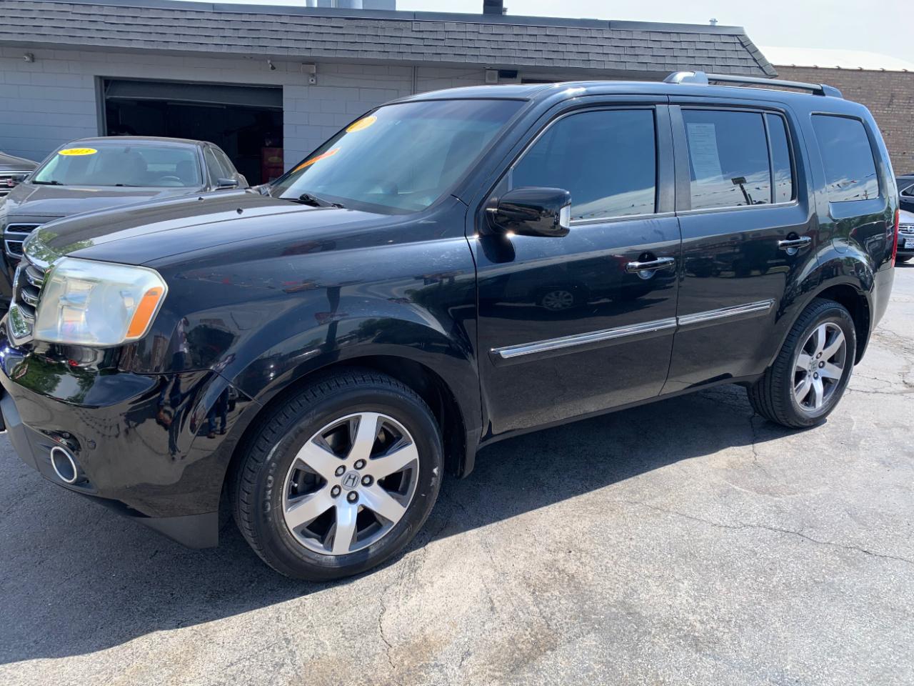Honda Pilot Touring 2WD 5-Spd AT with DVD 2012