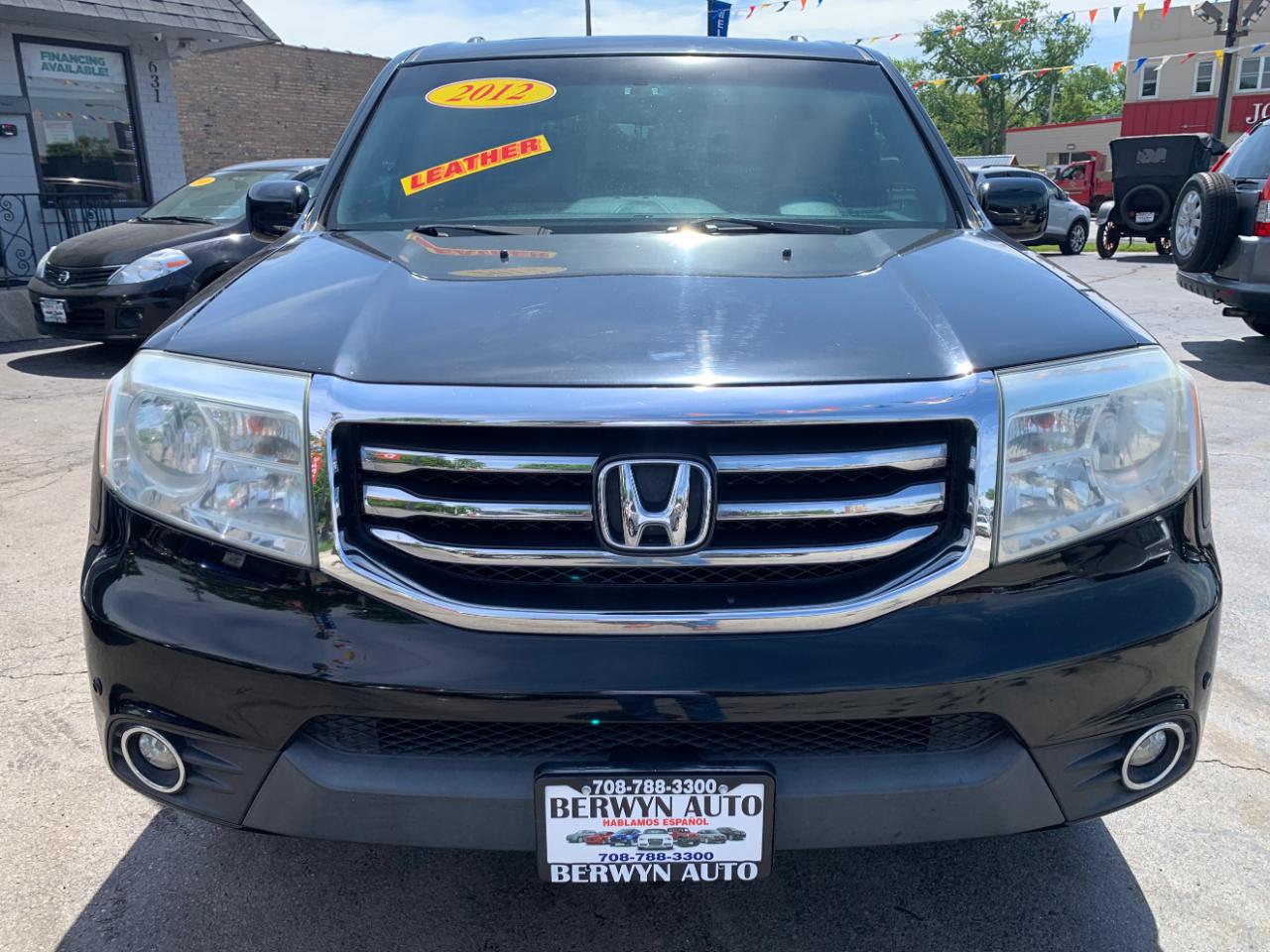 Honda Pilot Touring 2WD 5-Spd AT with DVD 2012