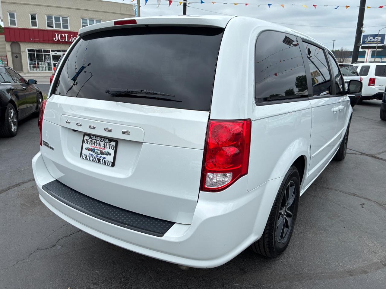 Dodge Grand Caravan SXT 2016