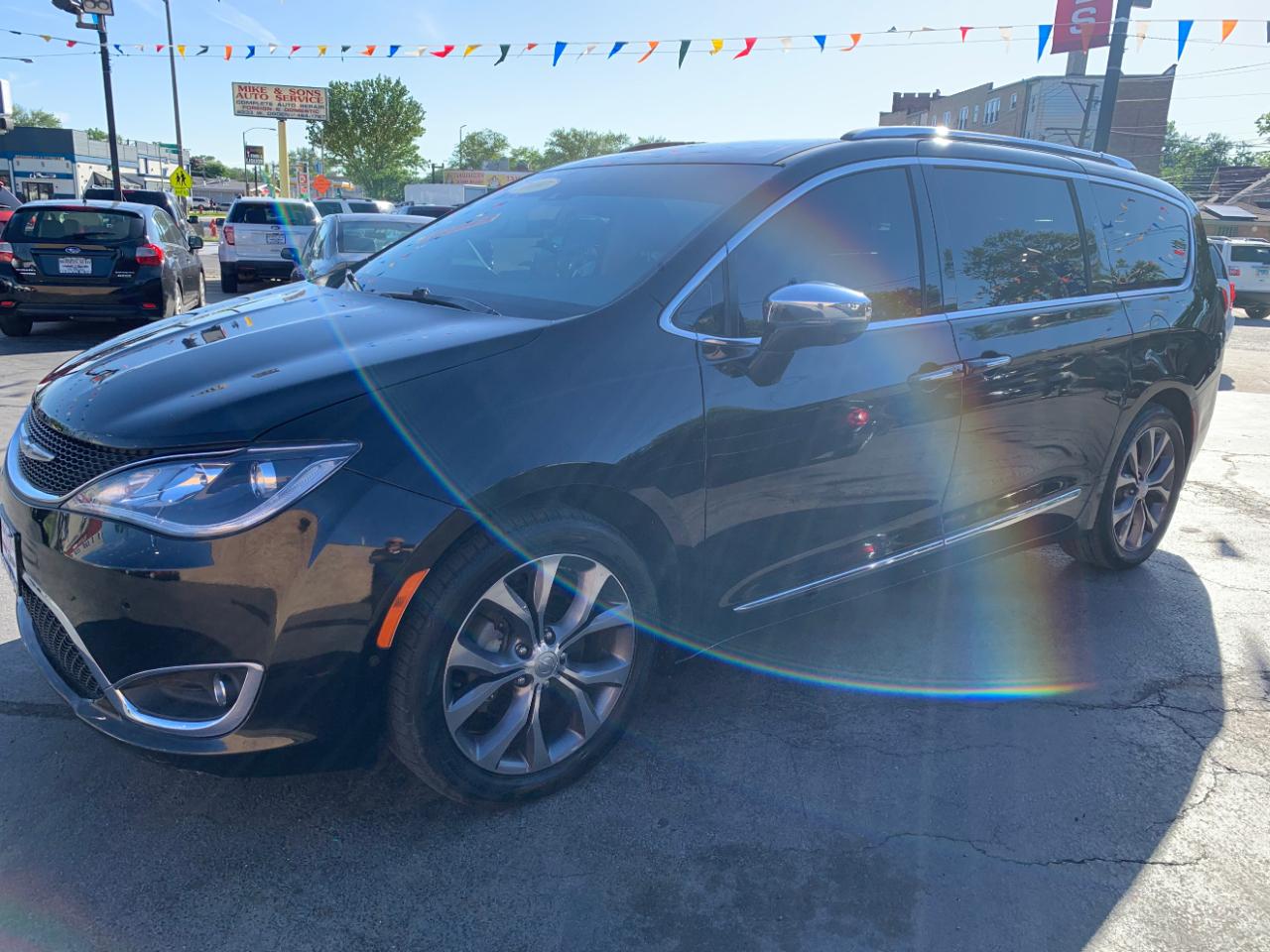 Chrysler Pacifica Limited 2017