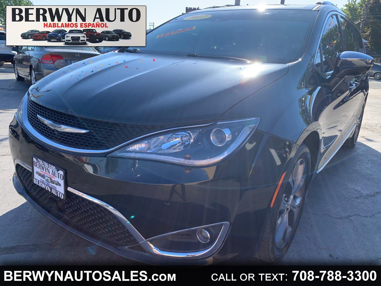 Chrysler Pacifica Limited 2017