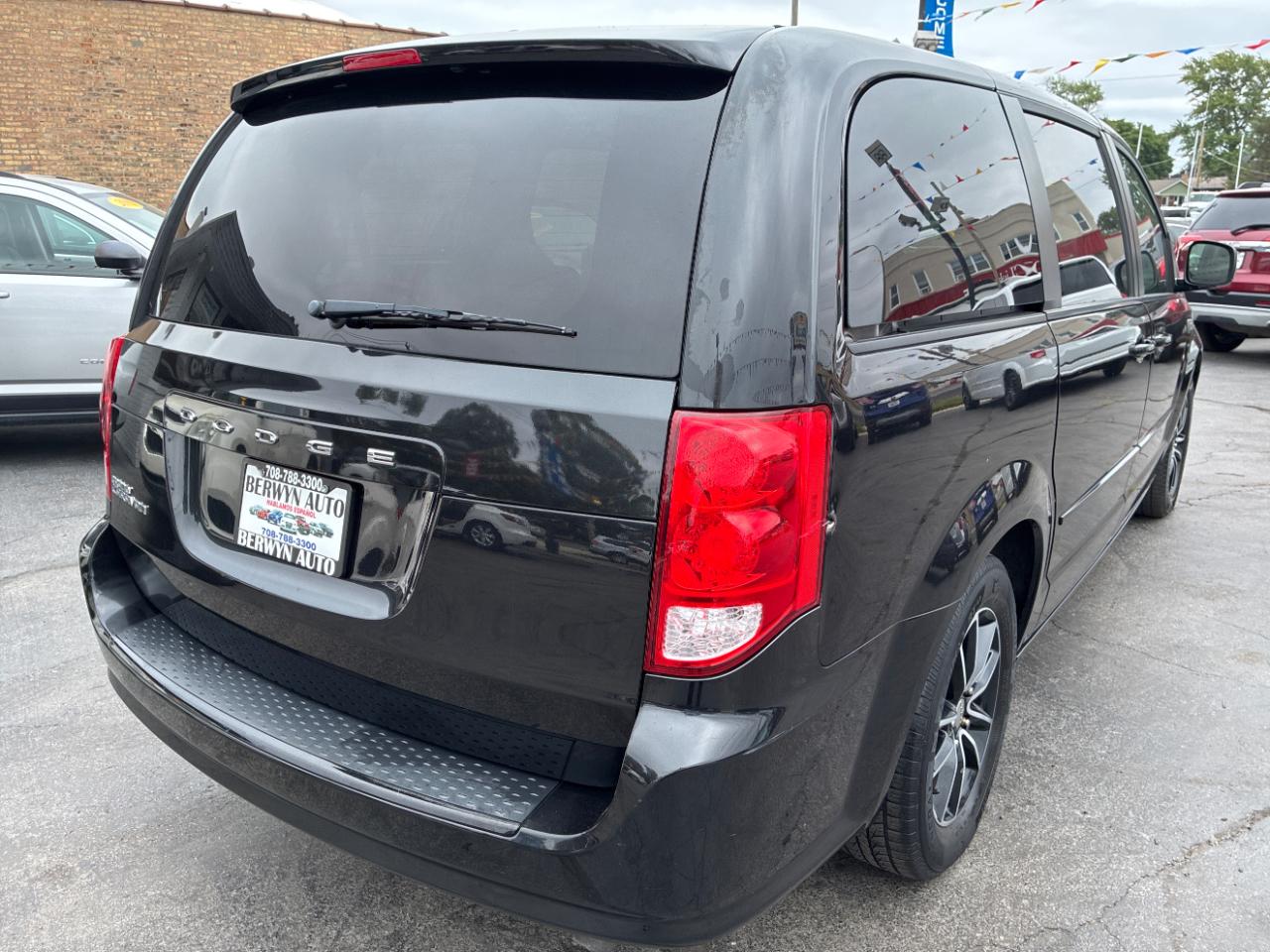 Dodge Grand Caravan SE 2016