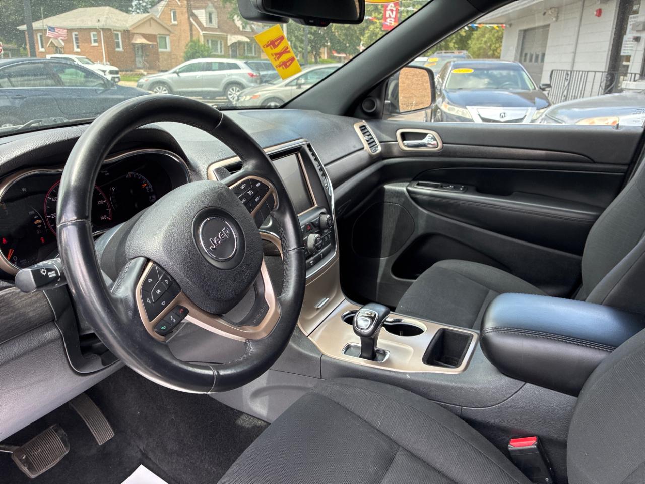 Jeep Grand Cherokee Laredo 4WD 2014