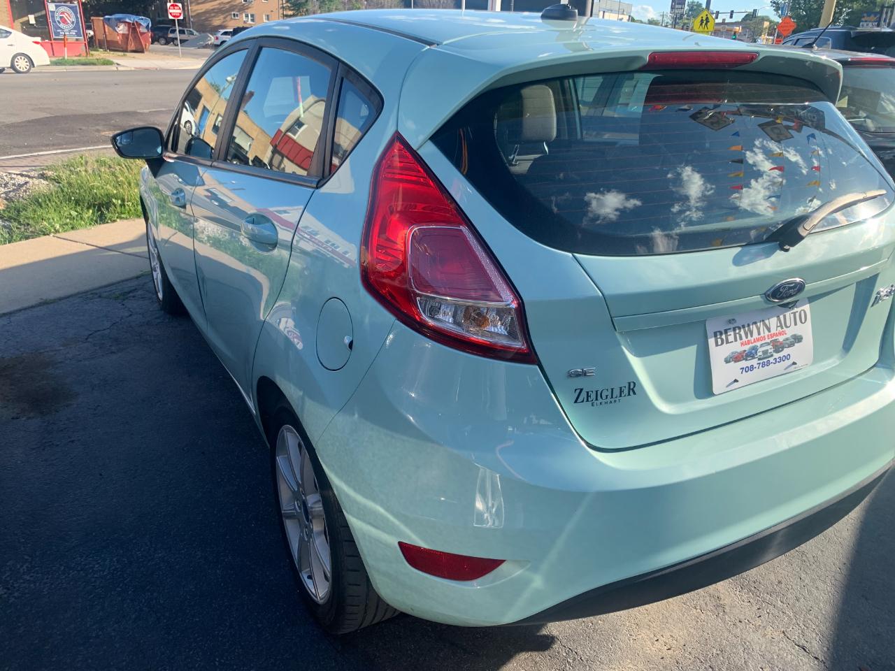Ford Fiesta SE Hatchback 2018