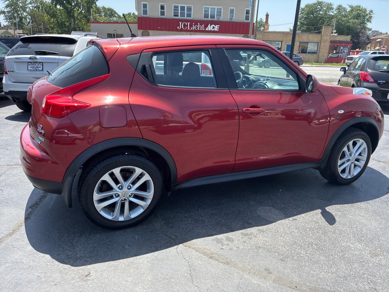 Nissan Juke S AWD 2012