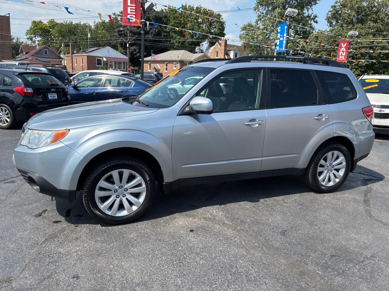 Subaru Forester 2.5X Limited 2012