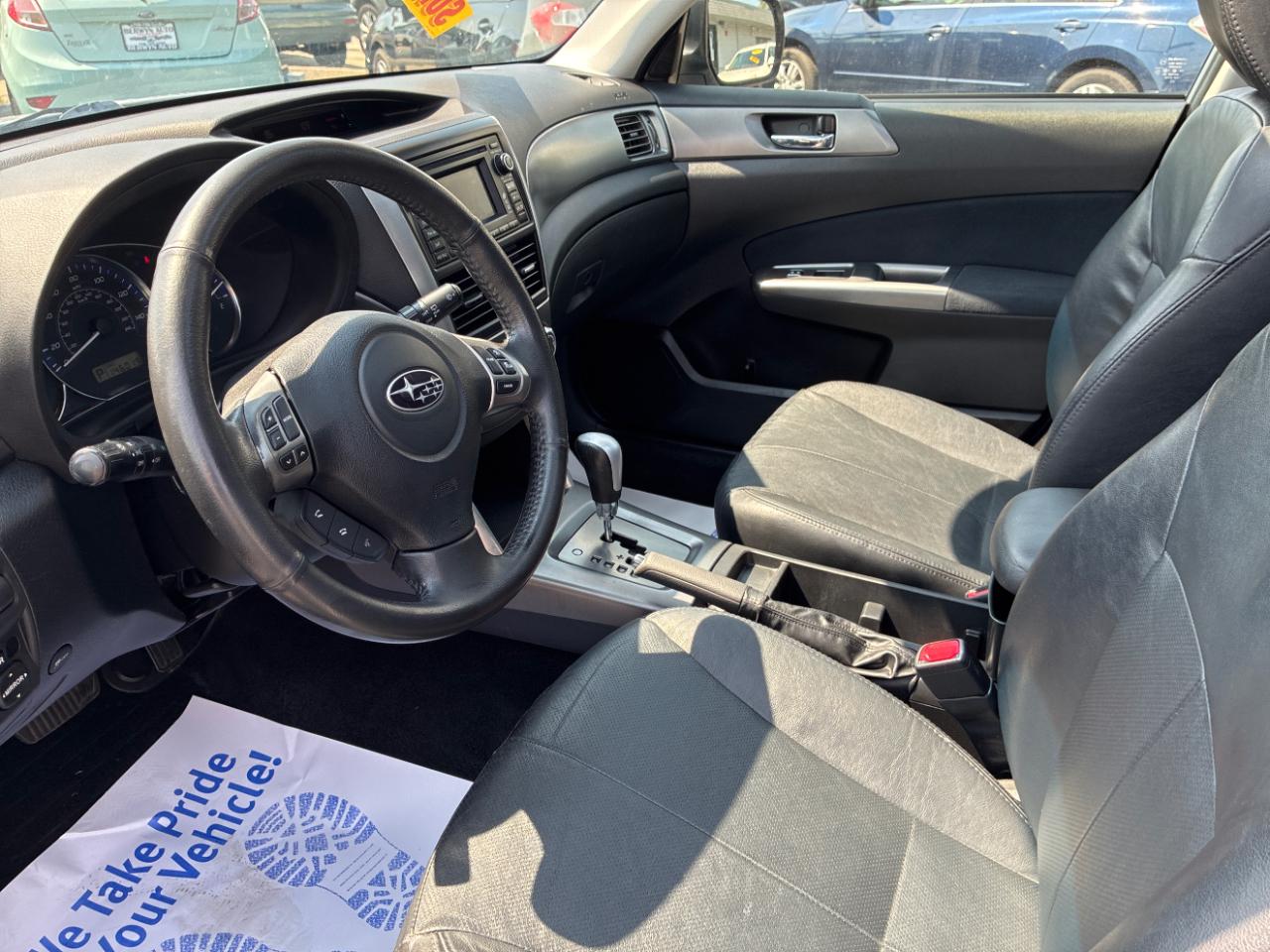 Subaru Forester 2.5X Limited 2012