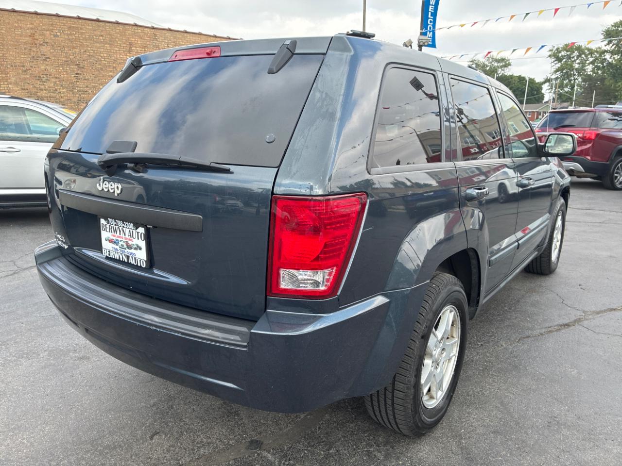 Jeep Grand Cherokee Laredo 4WD 2008