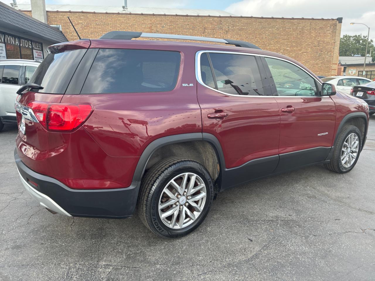 GMC Acadia SLE-2 FWD 2017