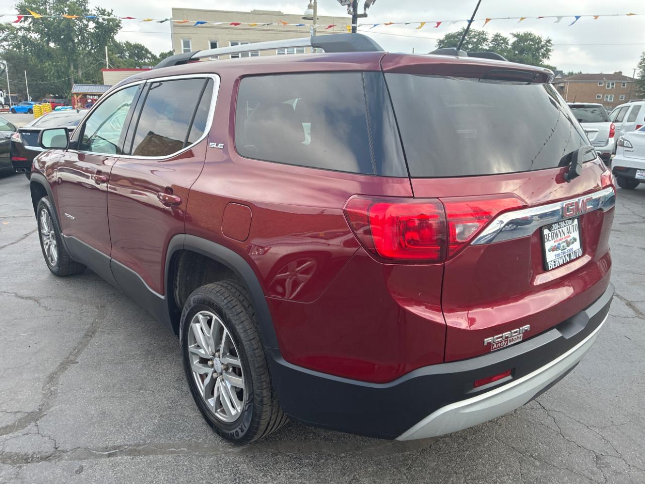 GMC Acadia SLE-2 FWD 2017
